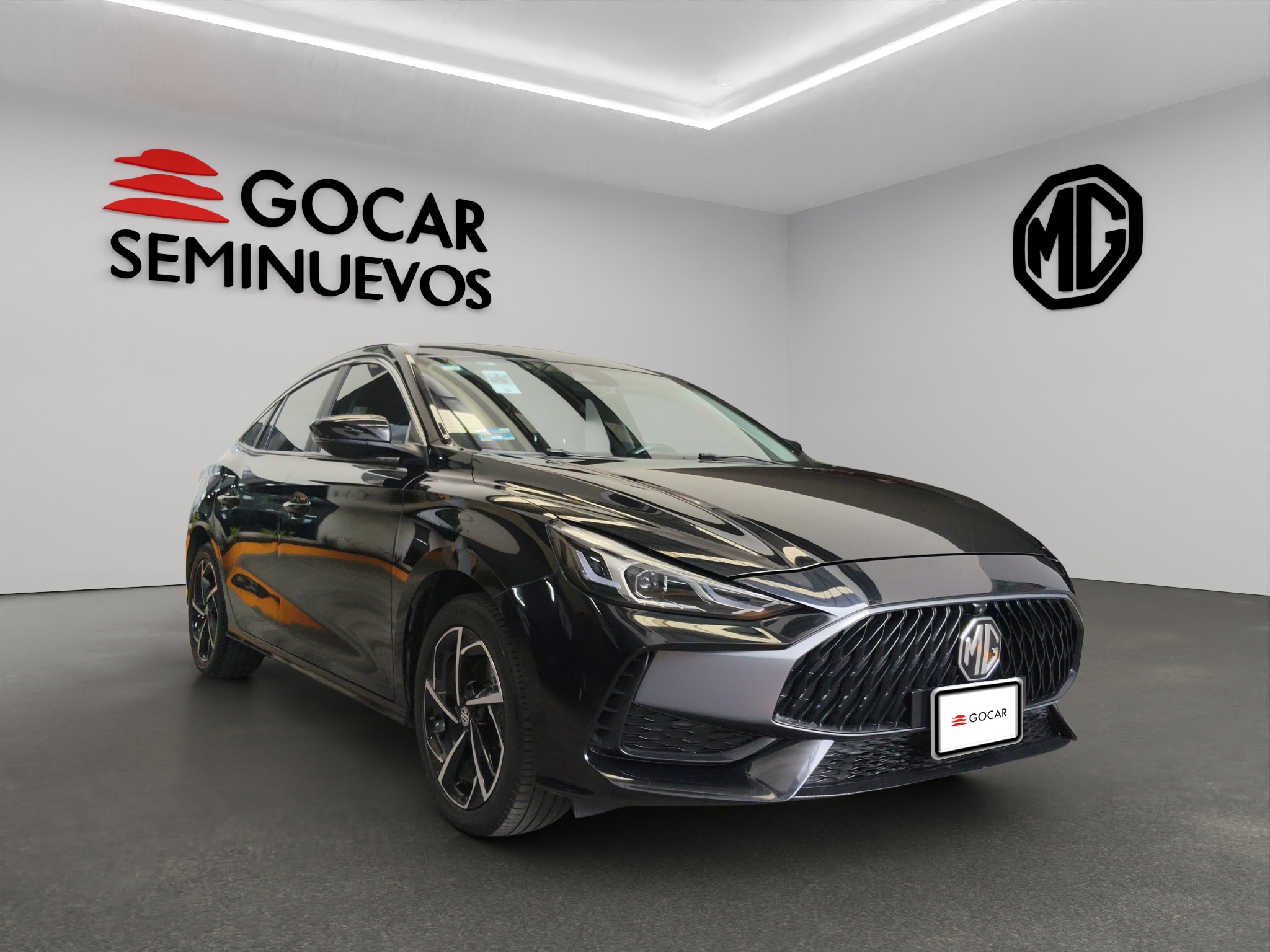 MG GT 4 pts. Alpha, 1.5T, TA, piel, QC, cambios al volante, RA-17 2023